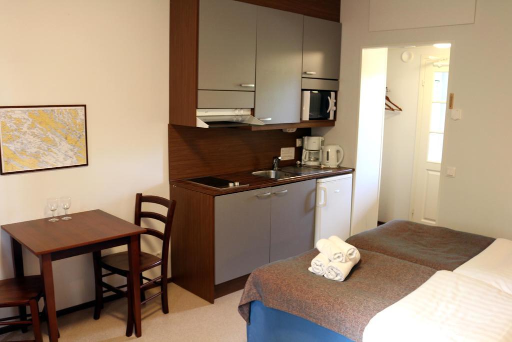 Oravi Apartments Esterno foto